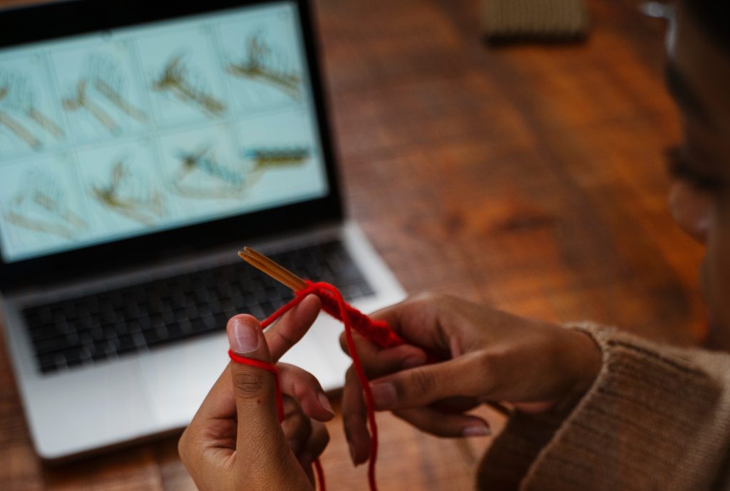 How Handcrafted Products Are Transforming the Future of E-Commerce