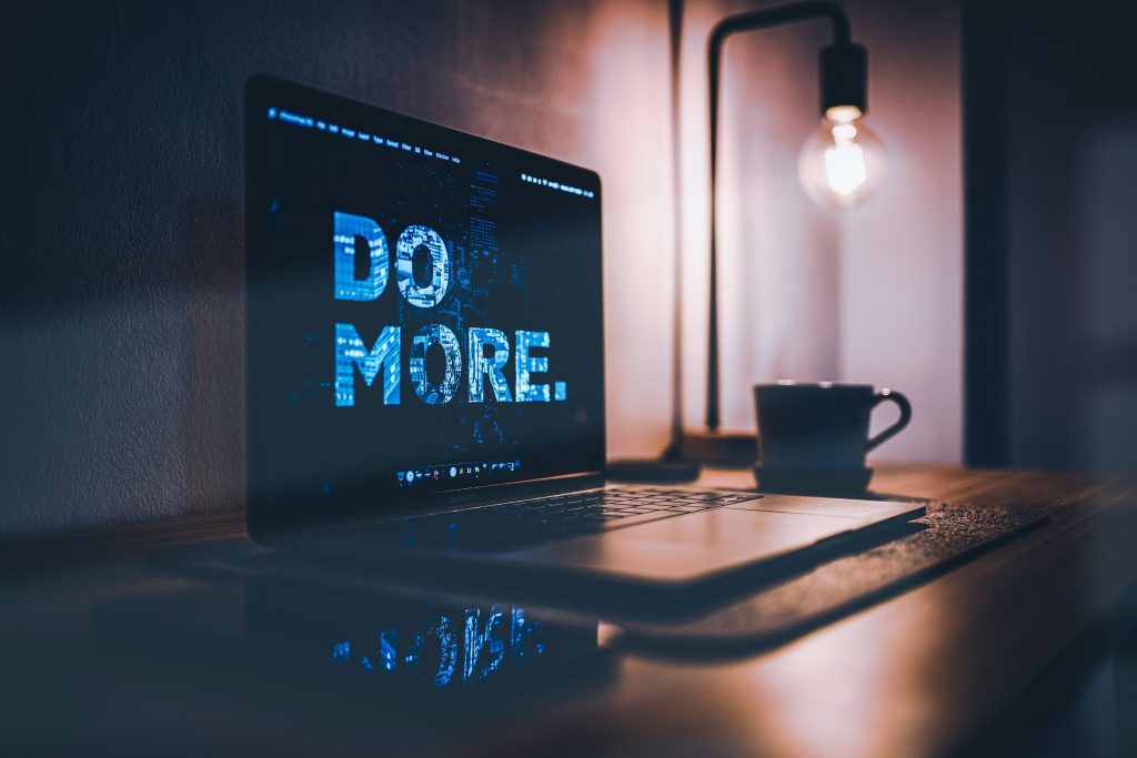 WHY YOU LOSE MOTIVATION AFTER STARTING SOMETHING NEW:(HOW TO FIX IT)